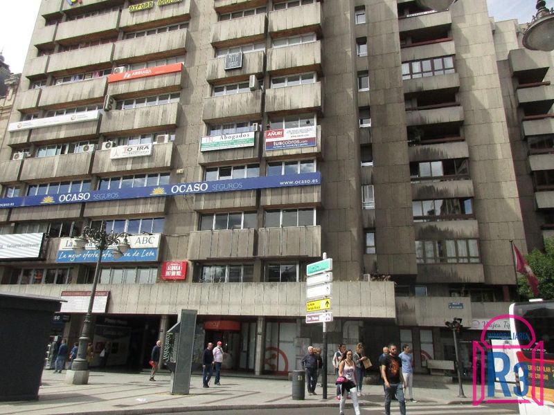 Oficina en alquiler León. Ref: 17493. Inmobiliaria R3