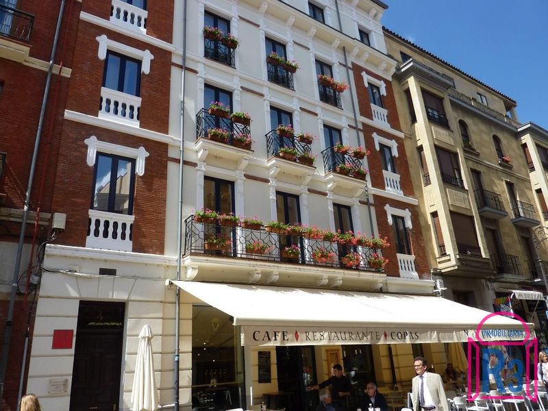 Oficina en alquiler León. Ref: 17508. Inmobiliaria R3