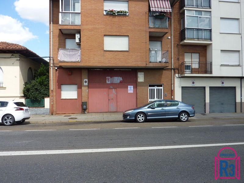 Local Comercial en alquiler Trobajo Del Cerecedo, León. Ref: 18243. Inmobiliaria R3