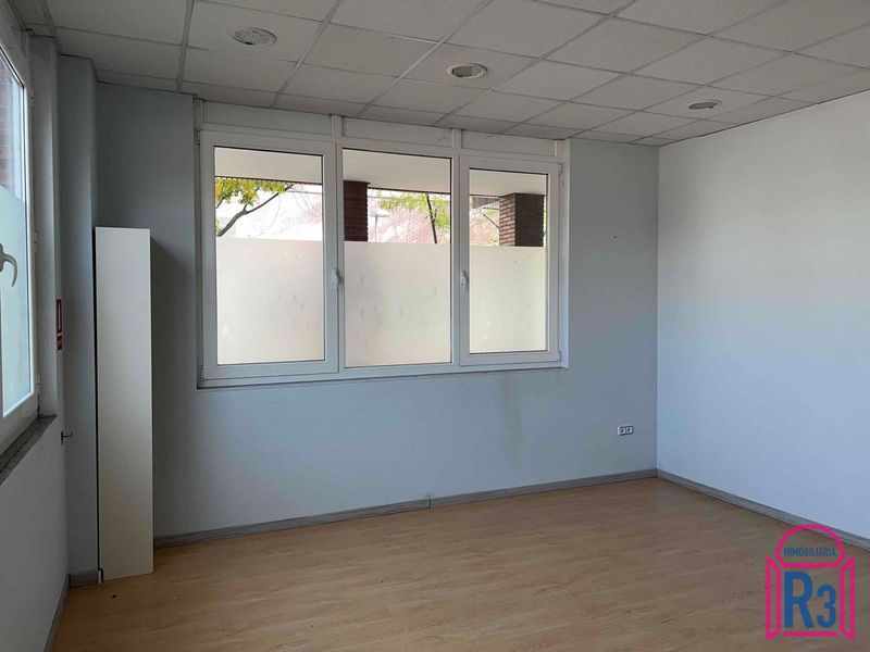 Local Comercial en alquiler León. Ref: 18655. Inmobiliaria R3