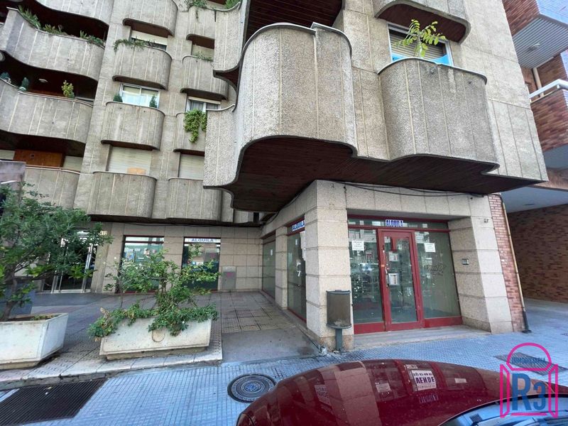 Local Comercial en venta y alquiler León. Ref: 18894. Inmobiliaria R3