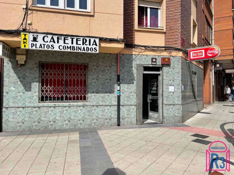 Local Comercial en venta y alquiler León. Ref: 19143. Inmobiliaria R3