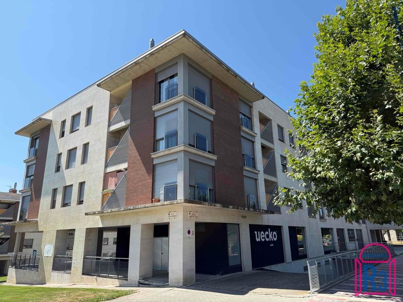 Apartamento en alquiler León. Ref: 19506. Inmobiliaria R3