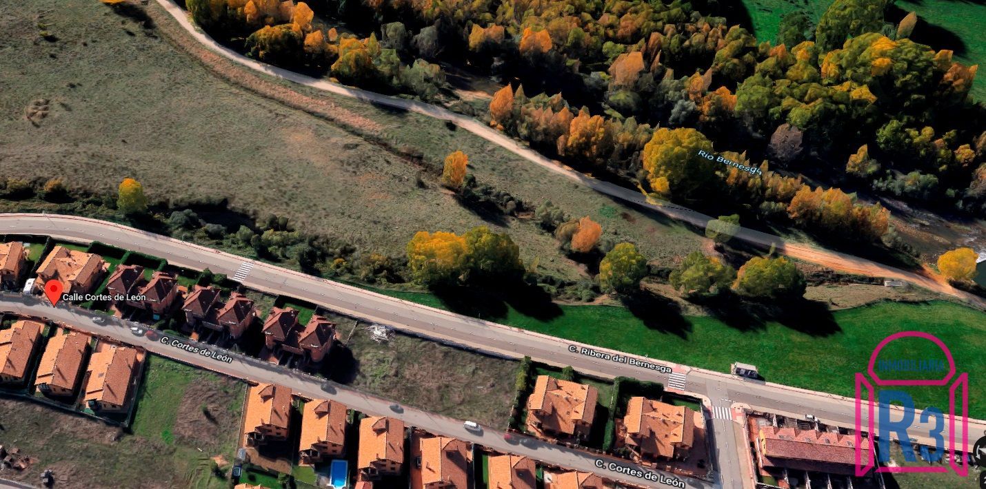 Parcela Urbana en venta en Carbajal De La Legua, León (Urbanización Los Palacios de Carbajal