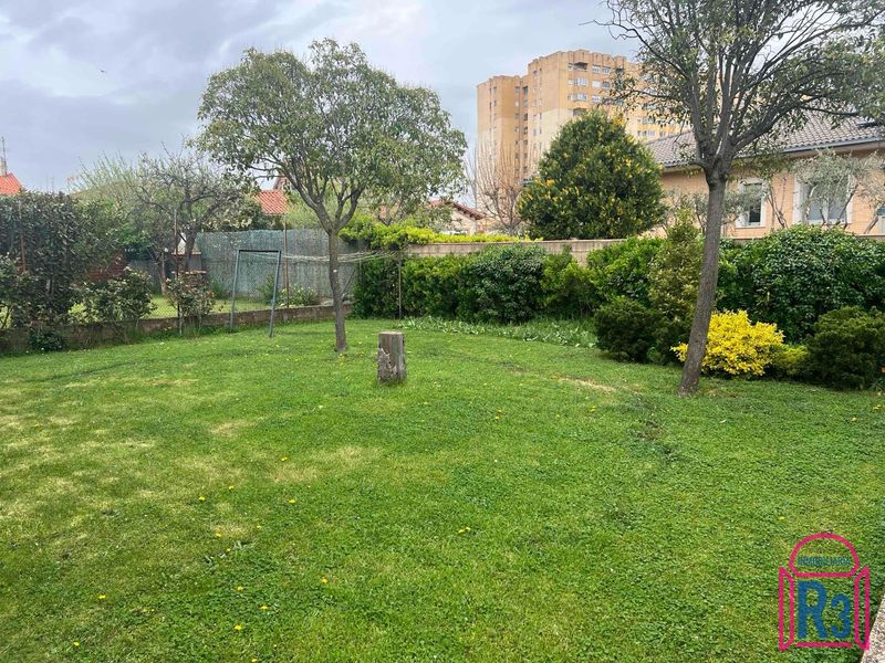 Apartamento en venta León. Ref: 19747. Inmobiliaria R3