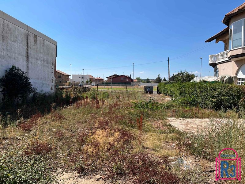 Parcela Urbana en venta Villarrodrigo De Las Regueras, León. Ref: 19765. Inmobiliaria R3