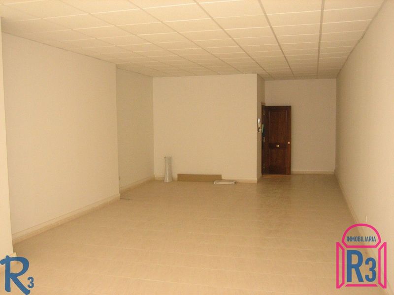 Oficina en alquiler León. Ref: 2010. Inmobiliaria R3