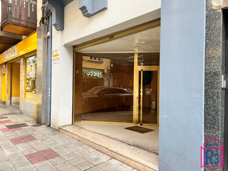 Local Comercial en venta y alquiler León. Ref: 20296. Inmobiliaria R3