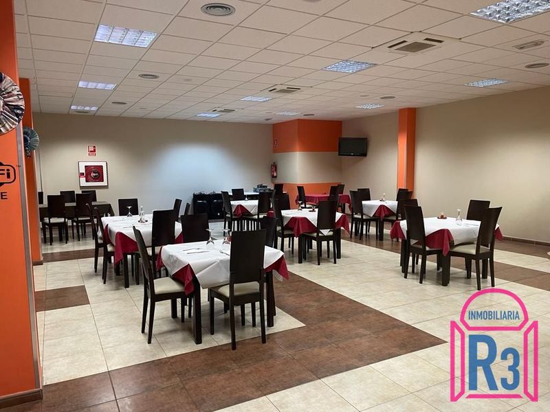 Local Comercial en alquiler Onzonilla, León. Ref: 20540. Inmobiliaria R3