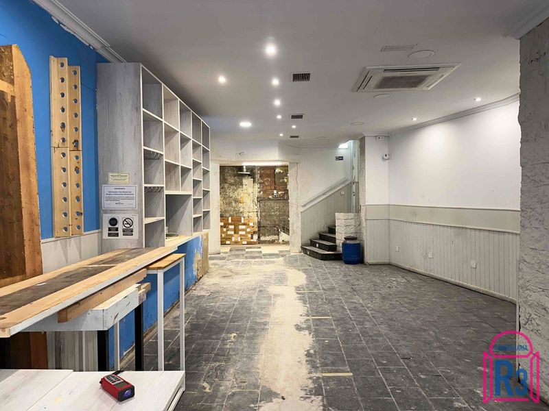 Local Comercial en venta y alquiler León. Ref: 20633. Inmobiliaria R3