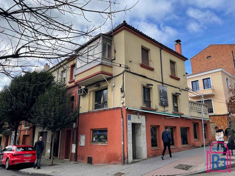 Chalet Adosado en venta León. Ref: 20805. Inmobiliaria R3