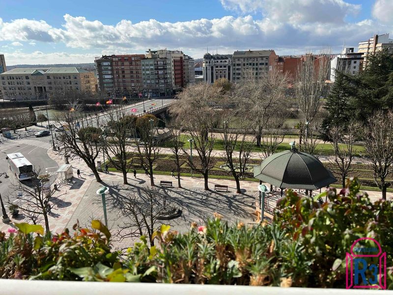 Piso en venta León. Ref: 20861. Inmobiliaria R3