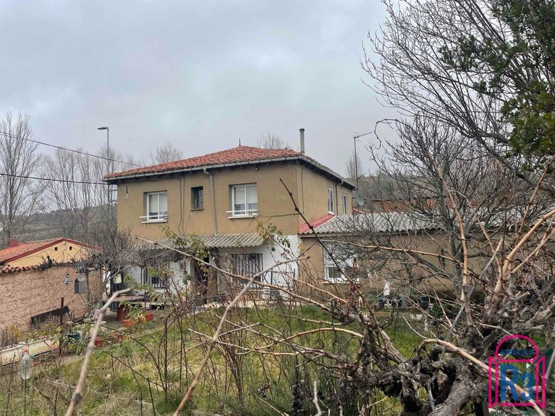 Casa en venta Carbajal De La Legua, León. Ref: 20887. Inmobiliaria R3