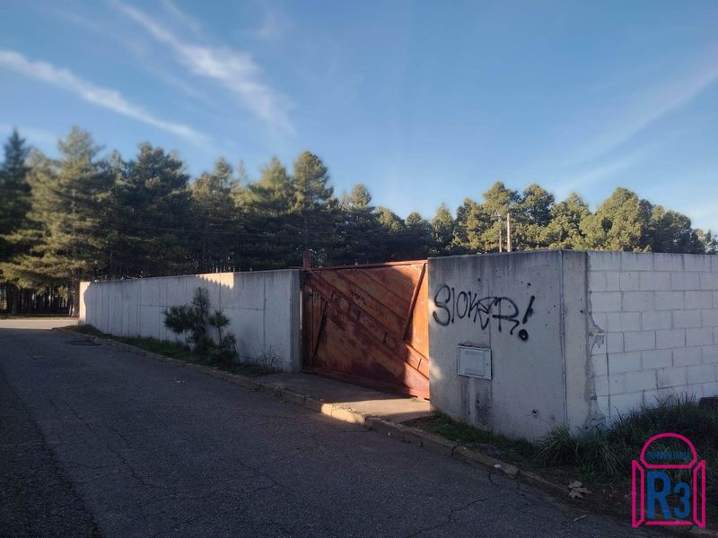 Parcela Urbana en venta Golpejar De La Sobarriba, León. Ref: 20914. Inmobiliaria R3