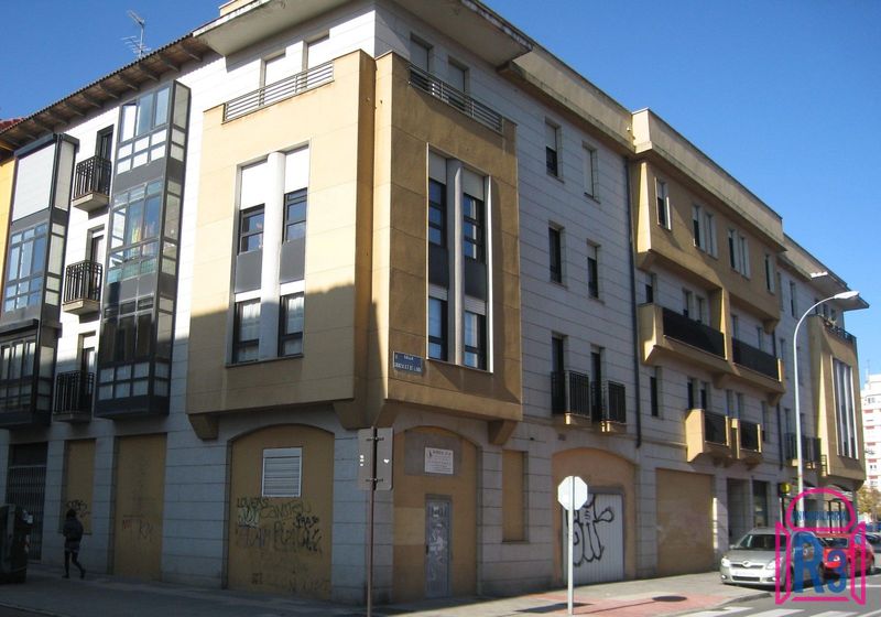 Local Comercial en venta León. Ref: 20962. Inmobiliaria R3