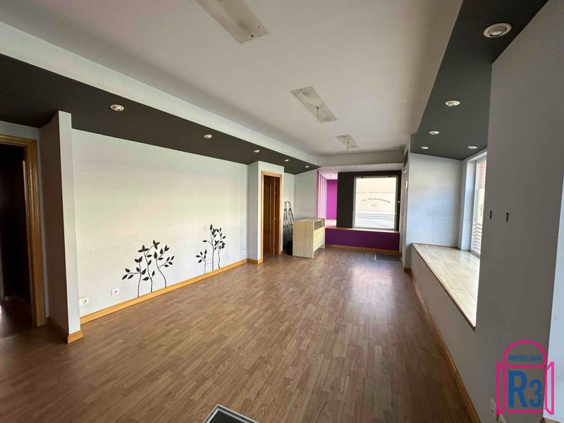 Local Comercial en venta León. Ref: 21051. Inmobiliaria R3