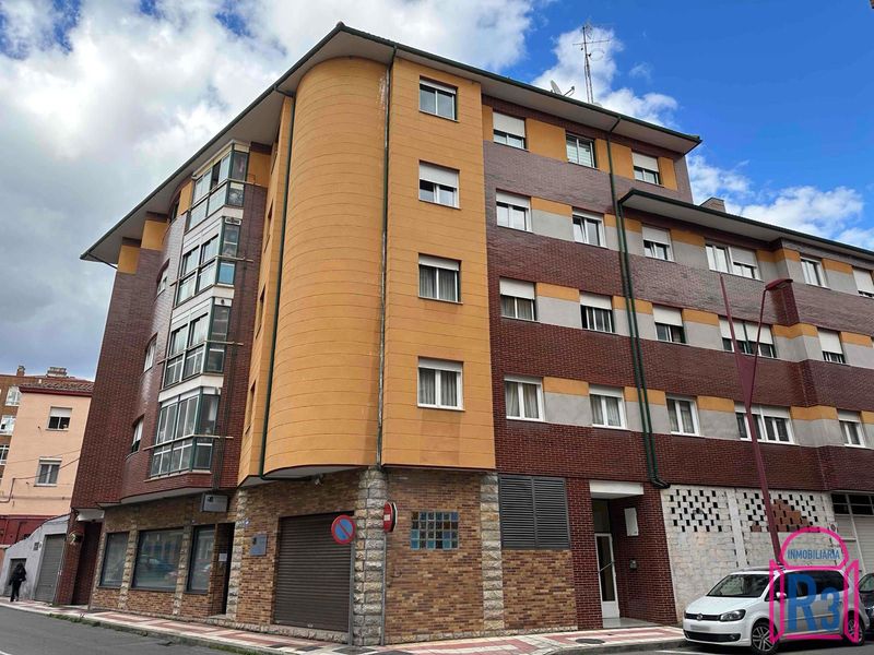 Piso en venta León. Ref: 21570. Inmobiliaria R3
