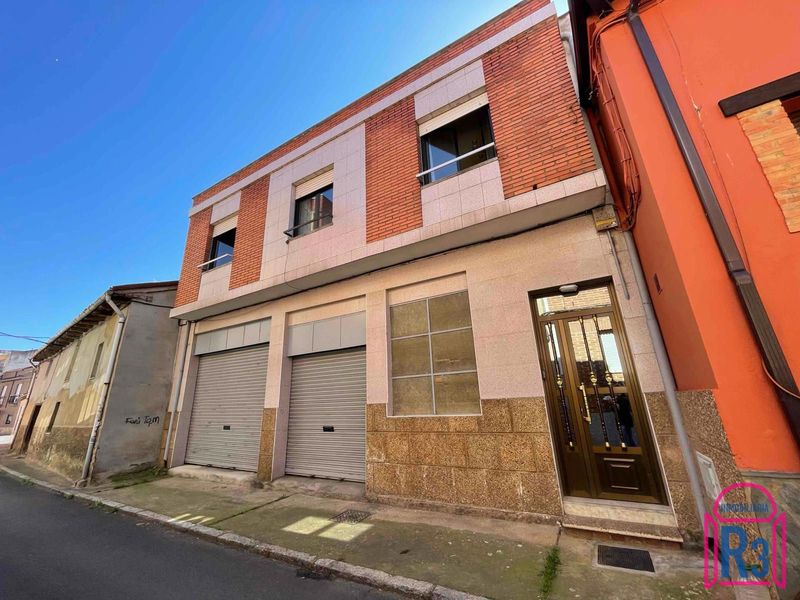 Casa en venta Trobajo del Camino, León. Ref: 21646. Inmobiliaria R3