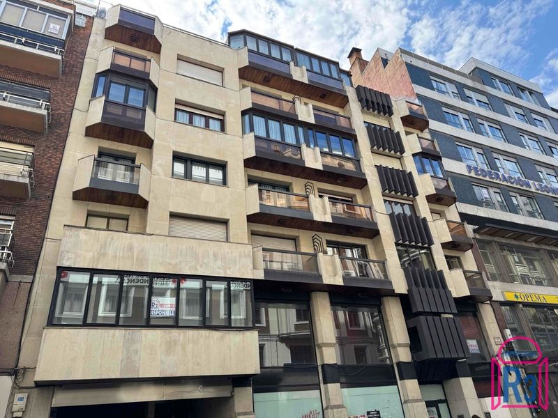 Oficina en venta León. Ref: 21656. Inmobiliaria R3