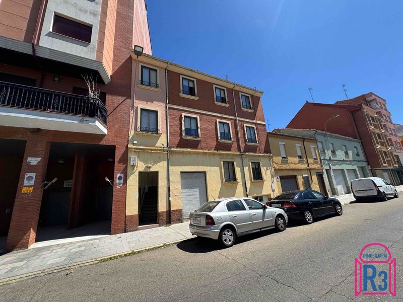 Edificio Singular en venta León. Ref: 21829. Inmobiliaria R3