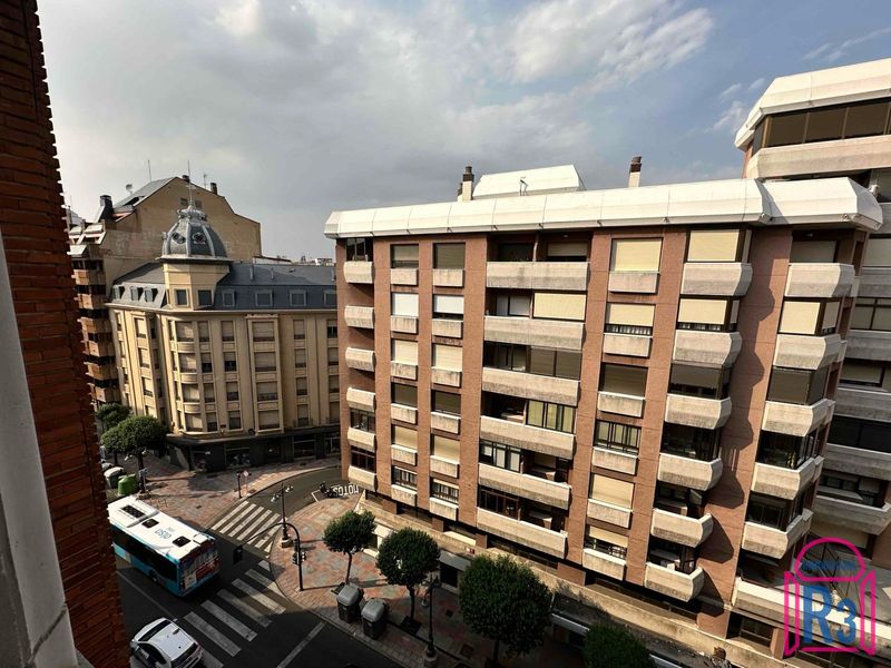 Apartamento en venta León. Ref: 21877. Inmobiliaria R3