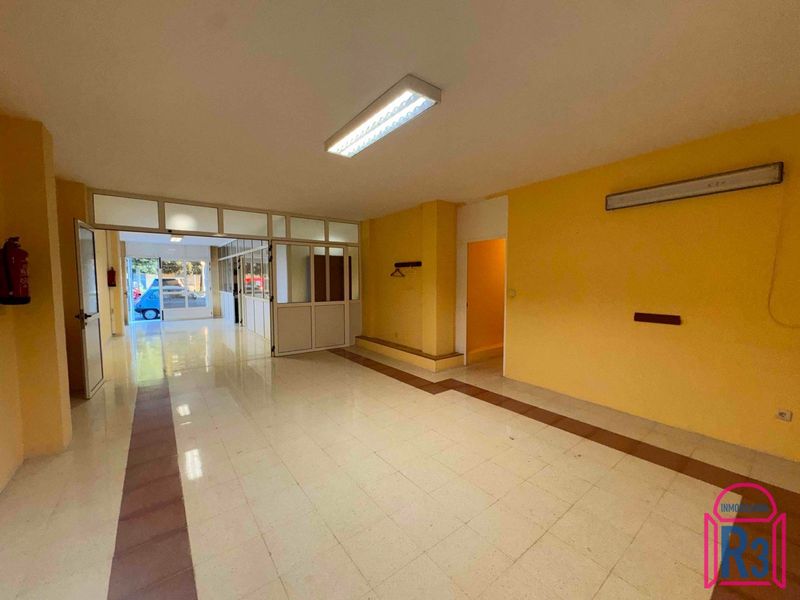 Local Comercial en venta y alquiler León. Ref: 21893. Inmobiliaria R3