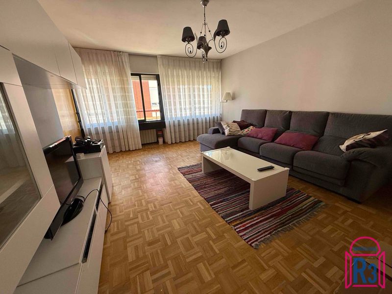 Dúplex en venta León. Ref: 21935. Inmobiliaria R3