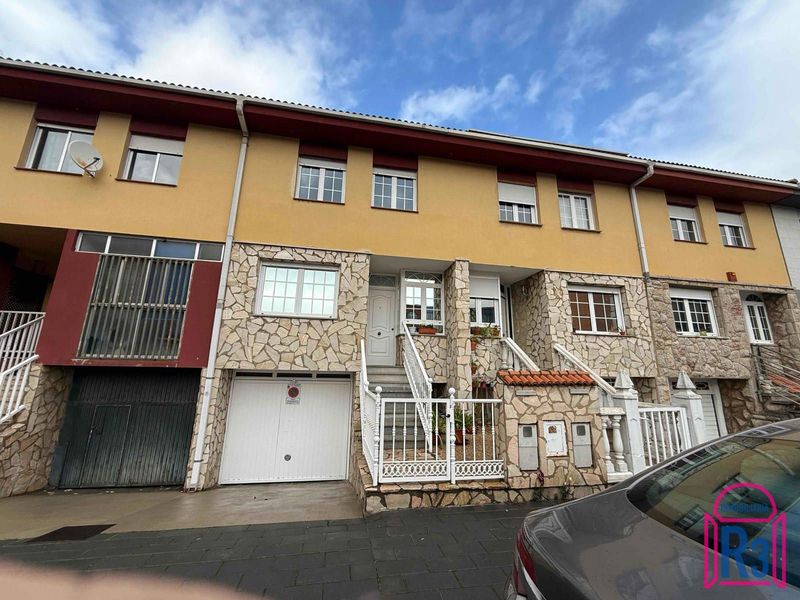 Chalet Adosado en venta León. Ref: 22037. Inmobiliaria R3