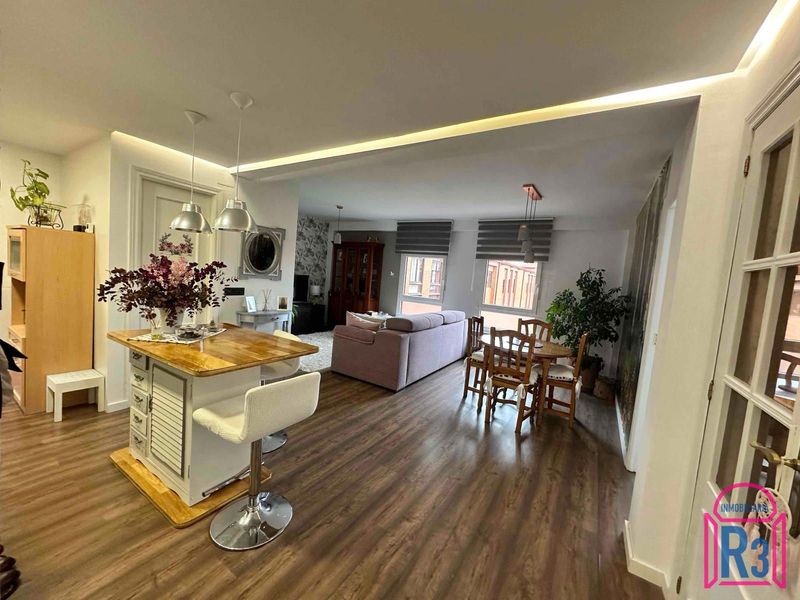 Apartamento en venta León. Ref: 22052. Inmobiliaria R3