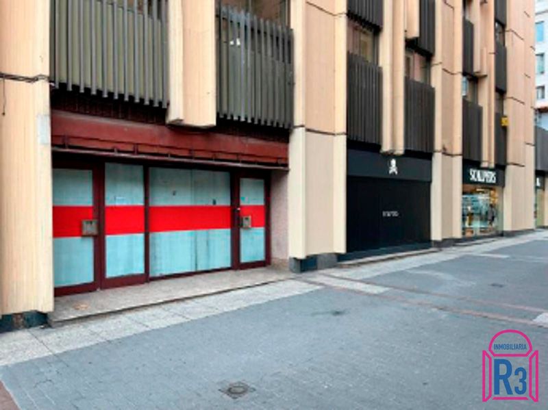 Local Comercial en venta y alquiler León. Ref: 22061. Inmobiliaria R3