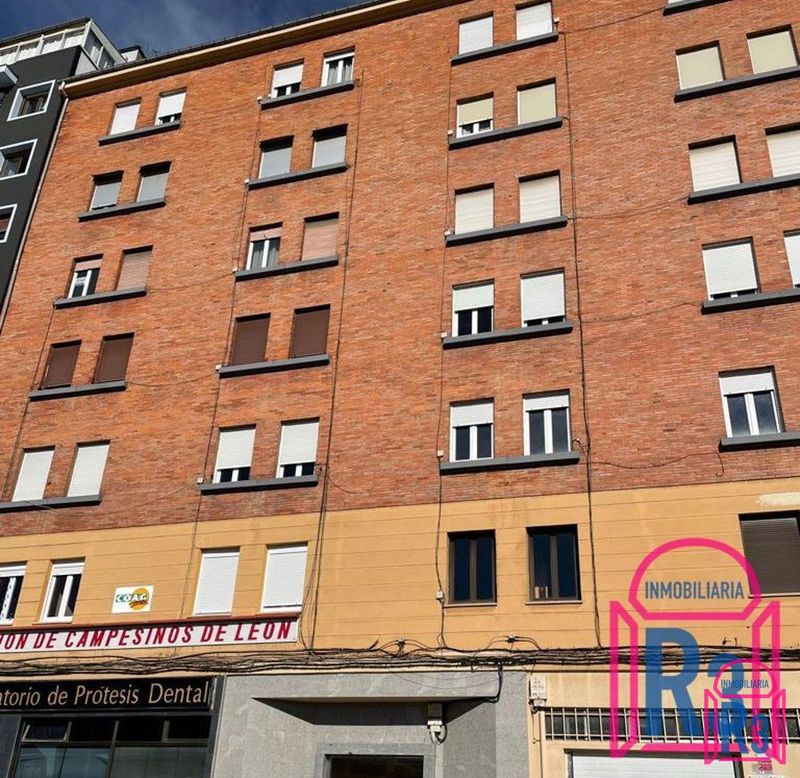 Piso en alquiler León. Ref: 22079. Inmobiliaria R3