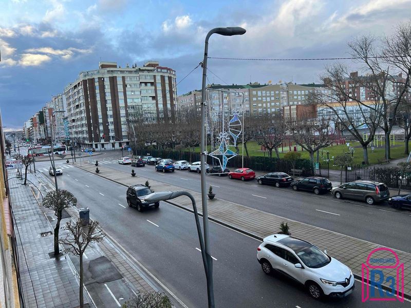 Apartamento en venta León. Ref: 22168. Inmobiliaria R3