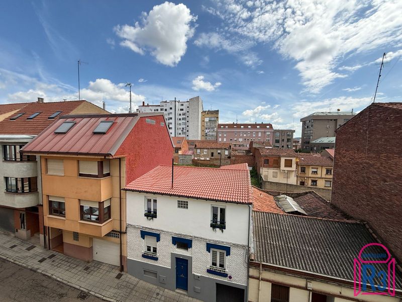 Piso en venta León. Ref: 22192. Inmobiliaria R3