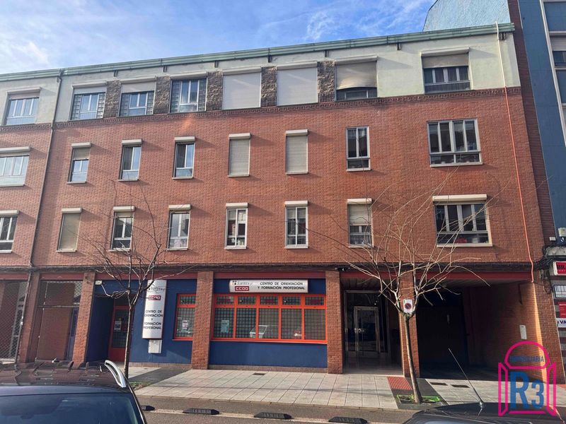 Apartamento en venta León. Ref: 22200. Inmobiliaria R3