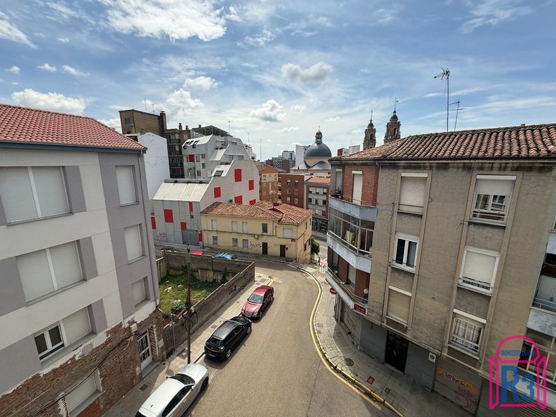 Piso en venta León. Ref: 22215. Inmobiliaria R3