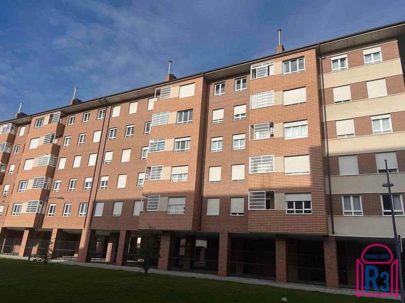 Apartamento en venta León. Ref: 22232. Inmobiliaria R3