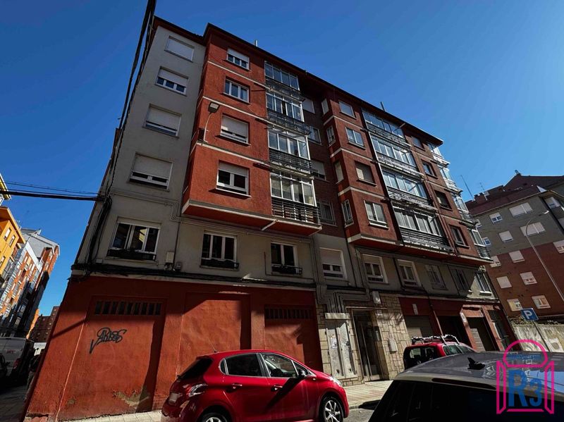 Piso en venta León. Ref: 22255. Inmobiliaria R3