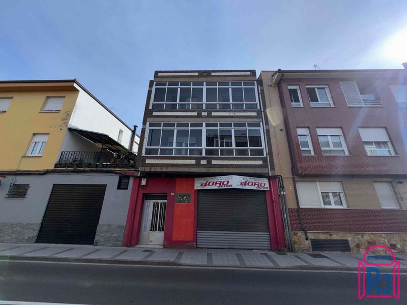 Edificio Singular en venta Trobajo del Camino, León. Ref: 22296. Inmobiliaria R3