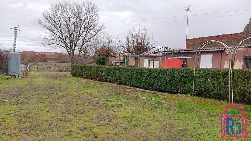 Parcela Urbana en venta Trobajo del Camino, León. Ref: 22297. Inmobiliaria R3