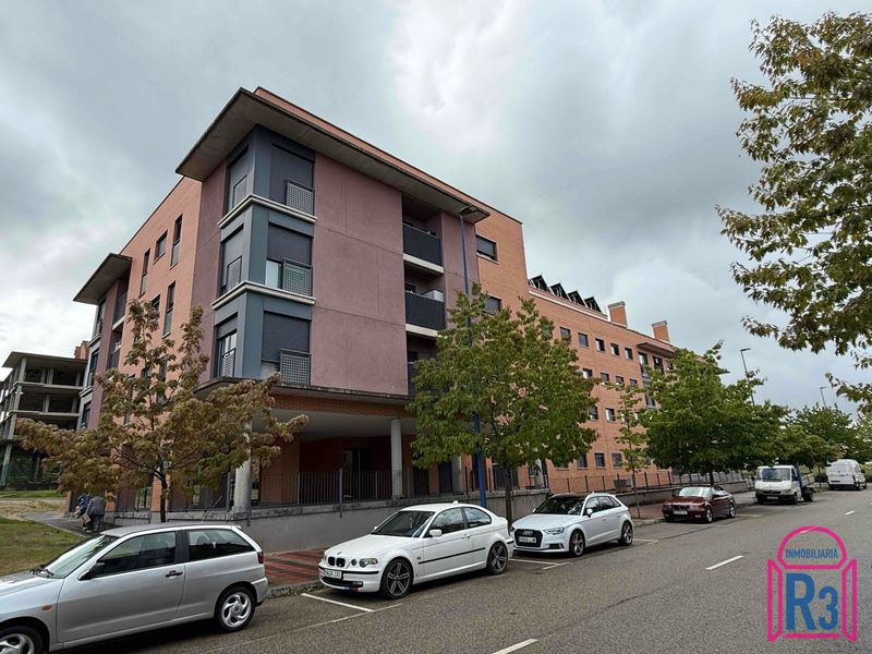 Piso en alquiler León. Ref: 22315. Inmobiliaria R3