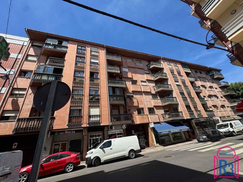 Piso en venta León. Ref: 22341. Inmobiliaria R3