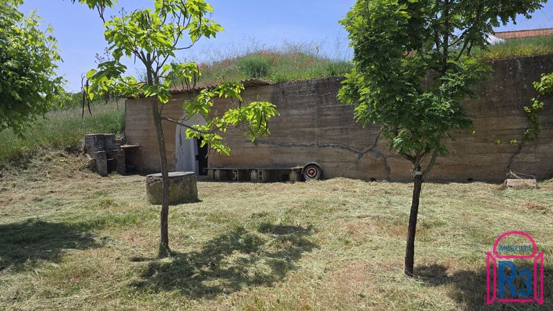 Parcela Urbanizable en venta Trobajo Del Cerecedo, León. Ref: 22345. Inmobiliaria R3
