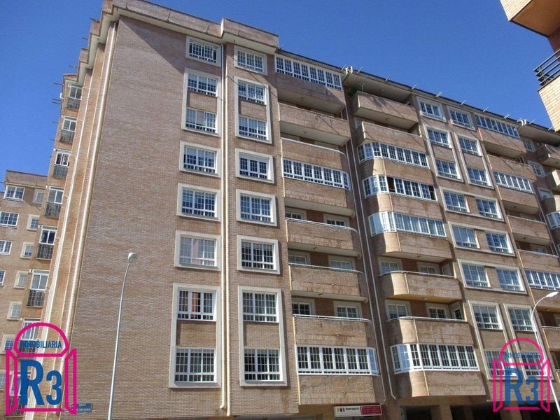 Piso en venta León. Ref: 22350. Inmobiliaria R3