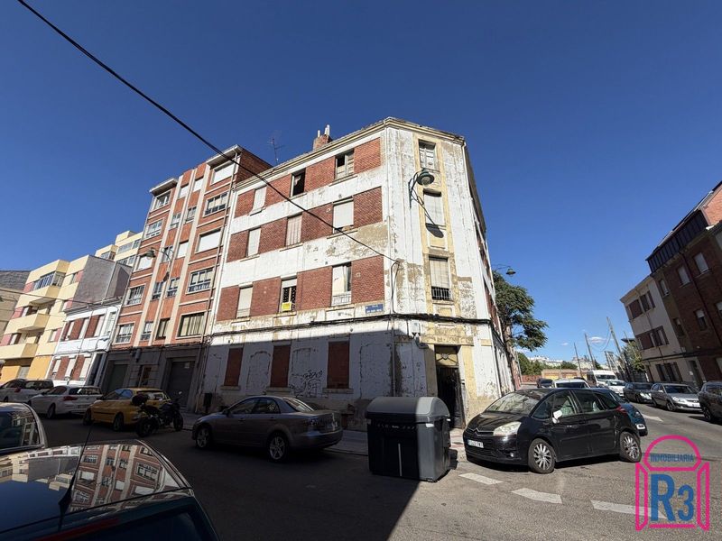 Edificio Singular en venta León. Ref: 22363. Inmobiliaria R3