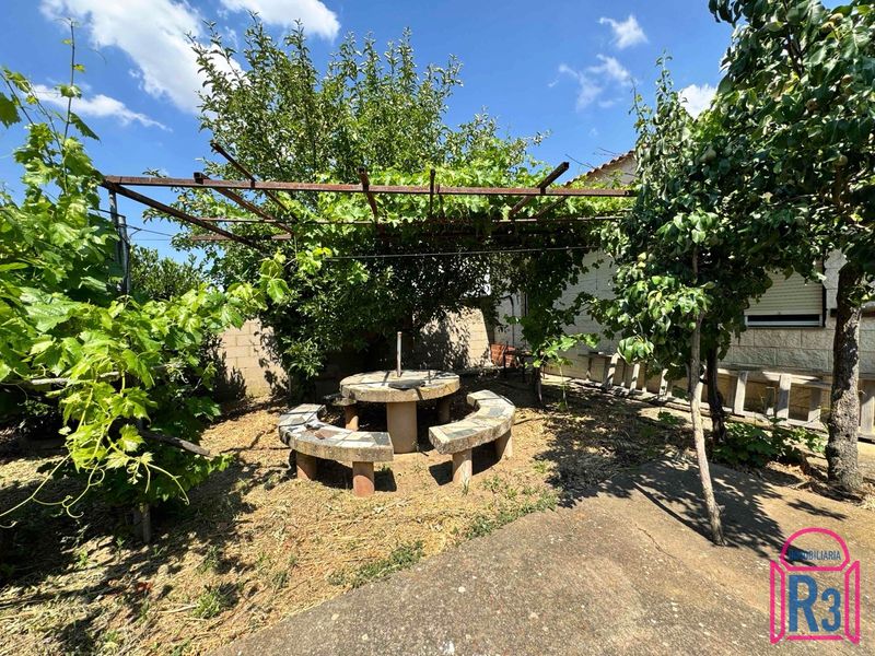 Casa en venta Puente Villarente, León. Ref: 22377. Inmobiliaria R3