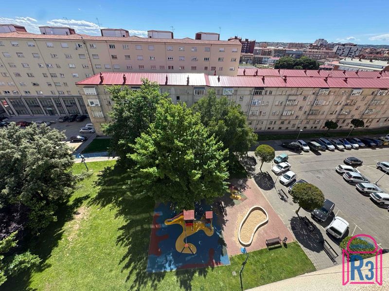 Piso en venta León. Ref: 22378. Inmobiliaria R3