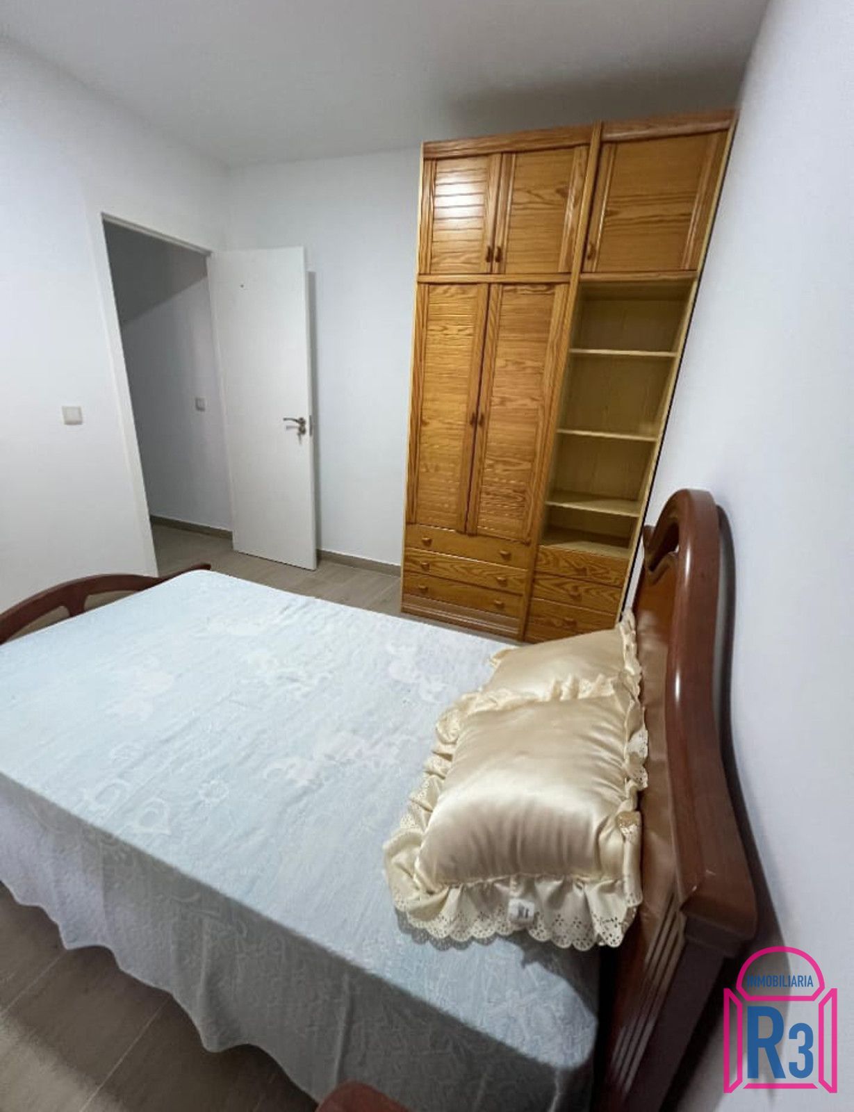 Vivienda de 4 habitaciones y reforma integral en planta Semisótano