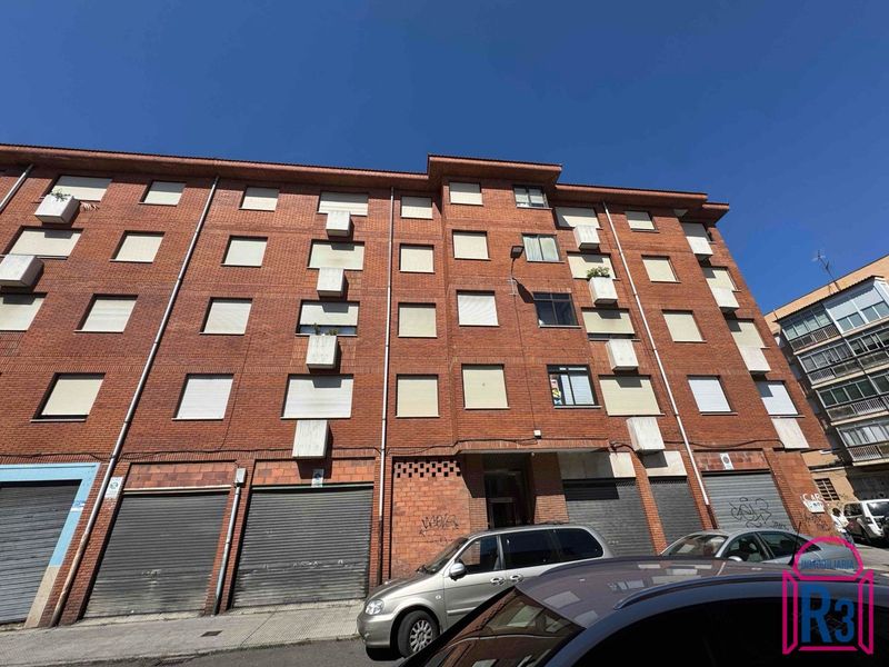 Piso en venta León. Ref: 22428. Inmobiliaria R3