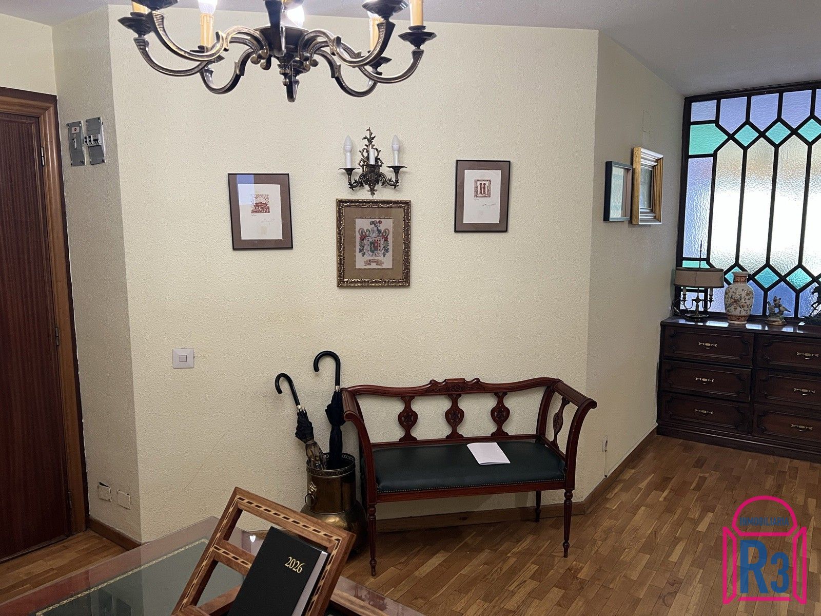 Apartamento alto y soleado próximo a la plaza de la Inmaculada