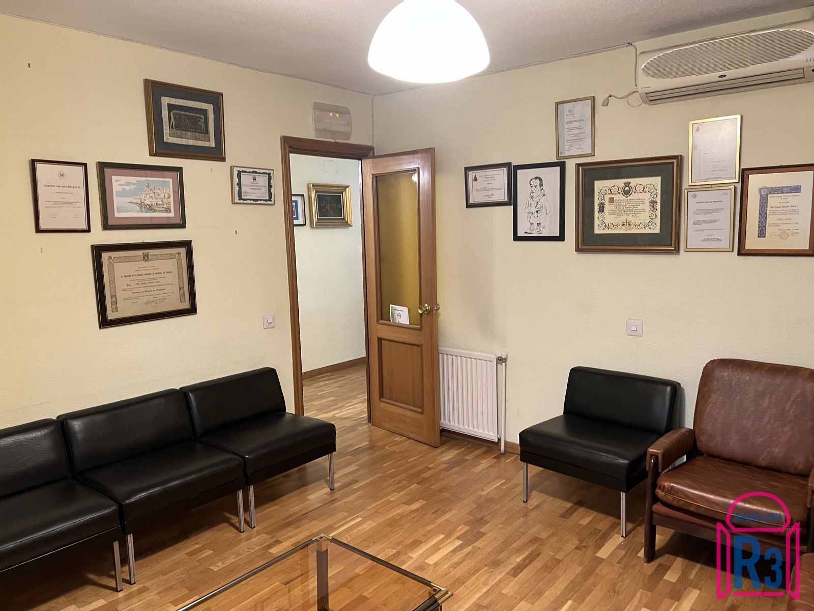 Apartamento alto y soleado próximo a la plaza de la Inmaculada